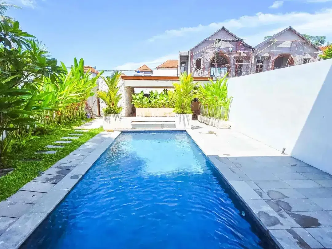 FOR SALE 

BEAUTIFUL 5BR VILLA IN SANUR - Image 5 of 10