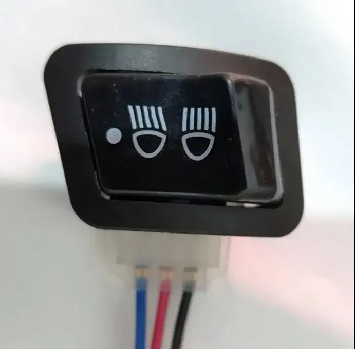 SAKLAR 3 MODE HI LOW OFF MOTOR UNIVERSAL - Image 1 of 9
