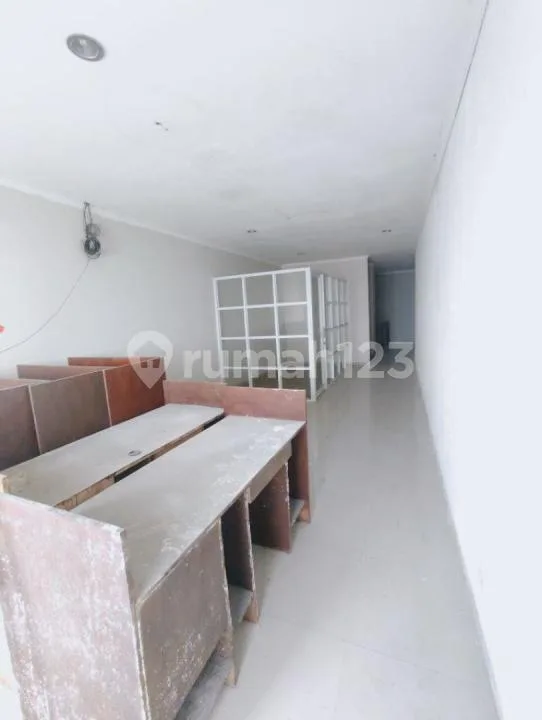Dijual Ruko 3 Lantai di Pusat Kota Denpasar, Dekat Mall Level 21 - Image 2 of 4