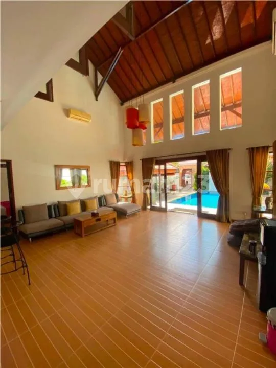 Villa Siap Huni With Pool Furnished di Renon - Image 4 of 4
