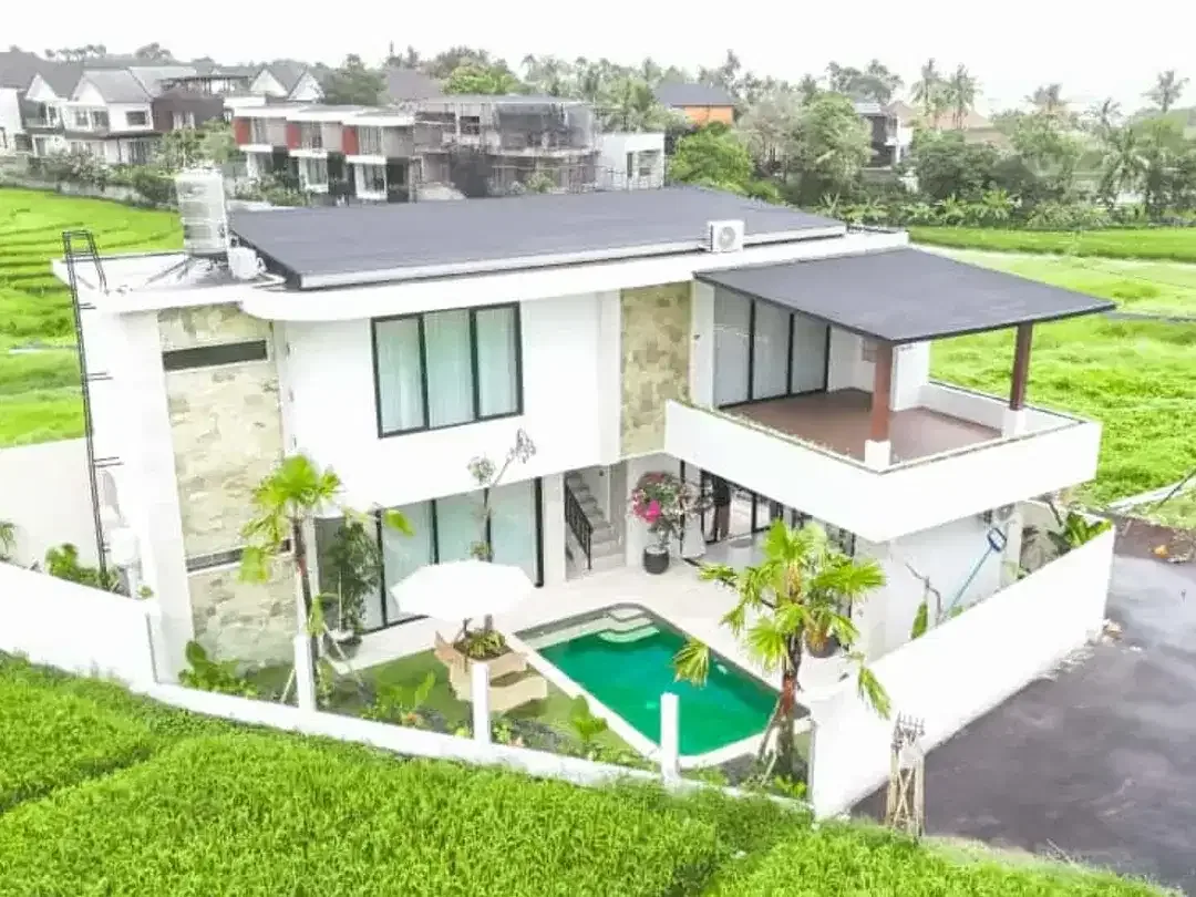 A villa next to Mengening Beach in the Cemagi Badung area - Image 1 of 10