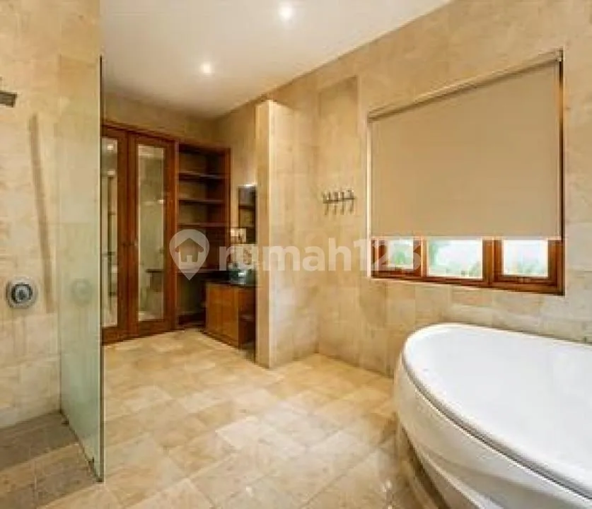 Dijual Luxury Villa Bali Canggu Badung Mewah Eksklusive - Image 4 of 4