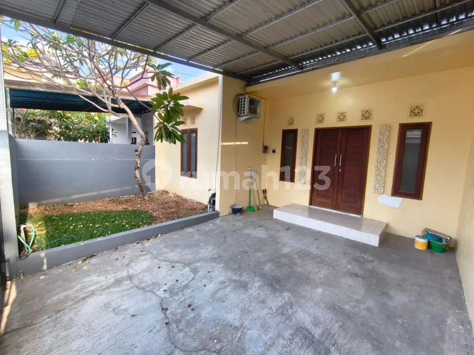 Rumah 1 Lantai Lingkungan Nyaman di Puri Gading - Image 3 of 4