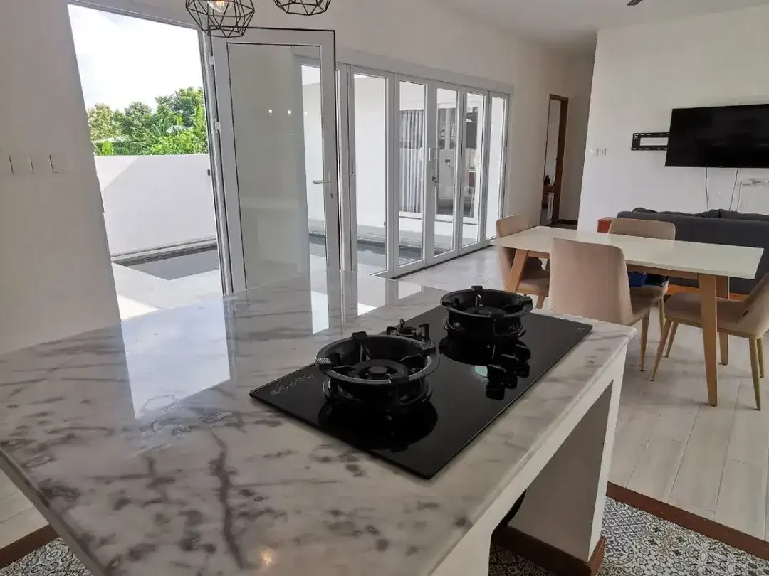 Dijual modern villa!! Bangunan Berkualitas Lokasi di Jl Toyaning, Ungasan - Image 9 of 10