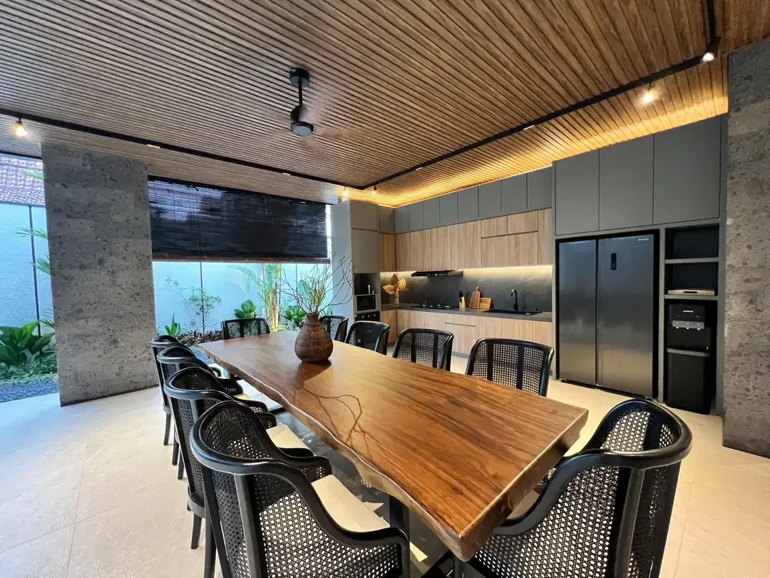Brand New Villa Modern Tropical Berawa Canggu Badung - Image 2 of 10