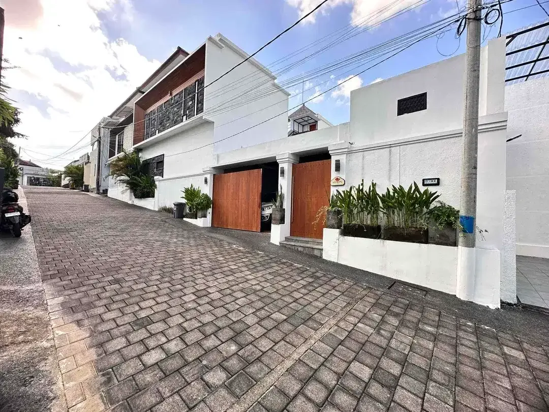 Villa MURAH Kawasan PREMIUM Jl Tumbak Bayuh Pererenan Canggu - Image 5 of 10