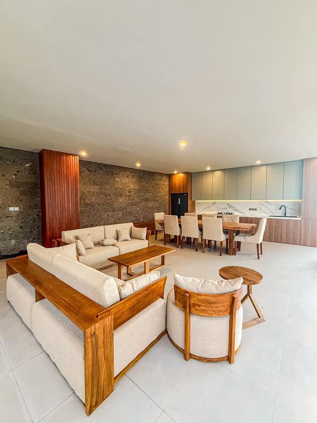 VILLA READY BAGUS 3 BR FURNISHED LOKASI DENGAT CANGGU BEACH - Image 7 of 10