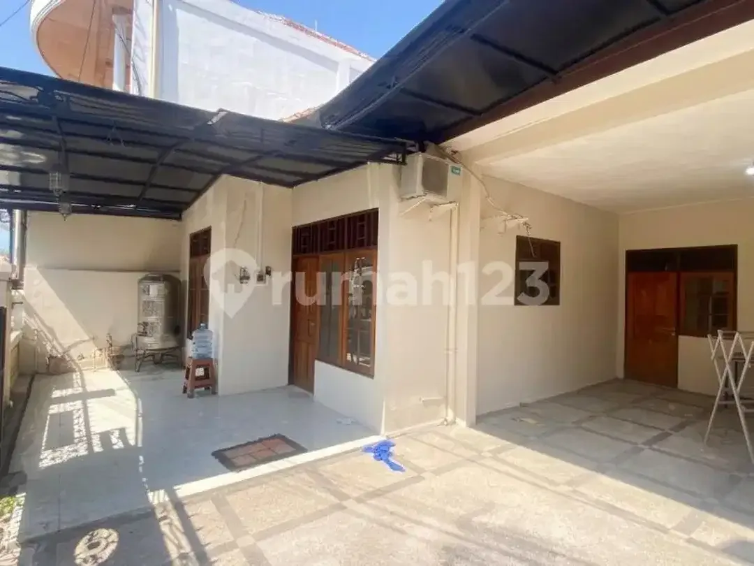 Rumah Murah Kampial Jalan Lebar Garasi Dua Mobil - Image 1 of 5