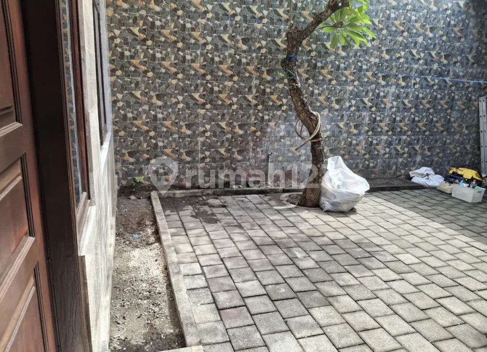 Dikontrakkan Rumah 4 Kamar Tidur Sidakarya Denpasar Selatan - Image 3 of 4