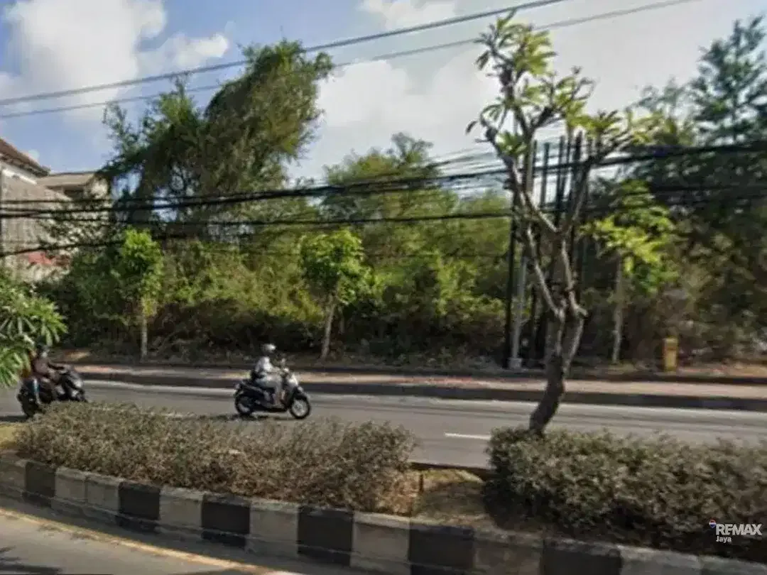 Tanah bagus dipinggir jalan by pass, dekat tol Nusa Dua. - Image 1 of 5