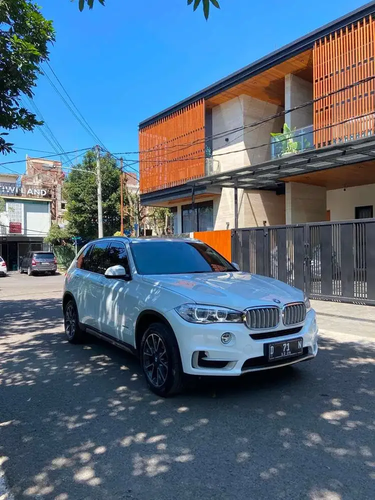 BMW X5 2017 Bensin - Image 2 of 10