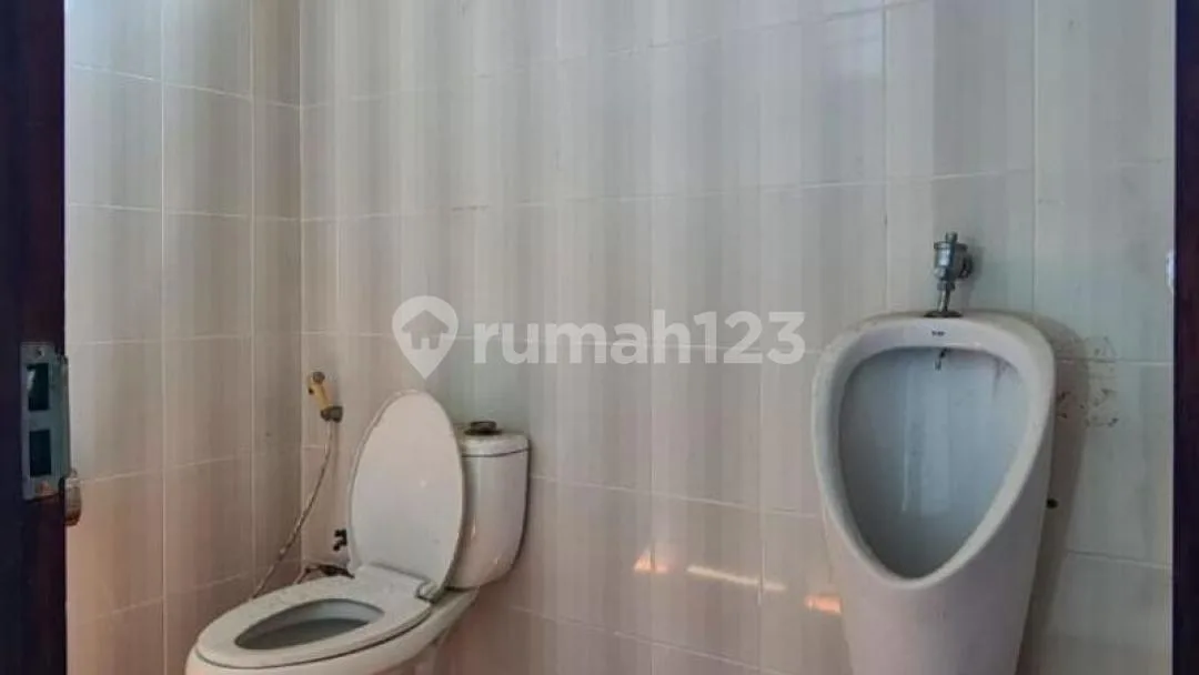 Rumah Bagus 2 Lantai di Permata Taman Giri Benoa Jimbaran Badung, Bali - Image 3 of 4