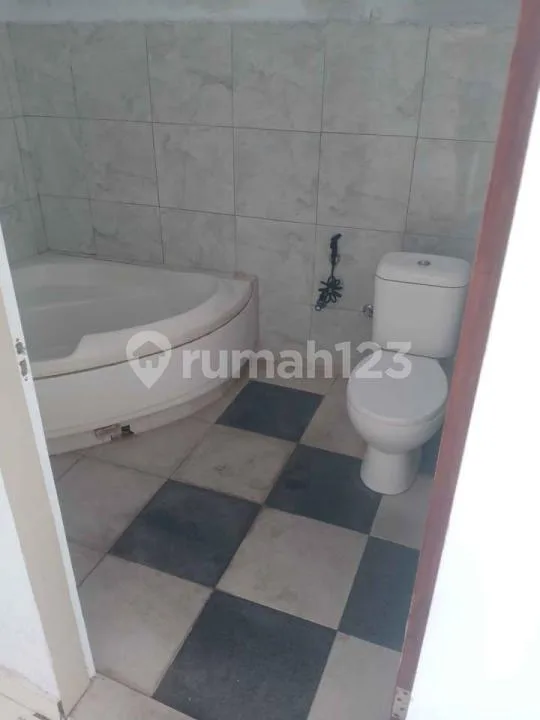Rumah Kontrakan Unfurnished 2 Kamar, Unfurnished, Padangsambian, Denpasar Barat - Image 4 of 4