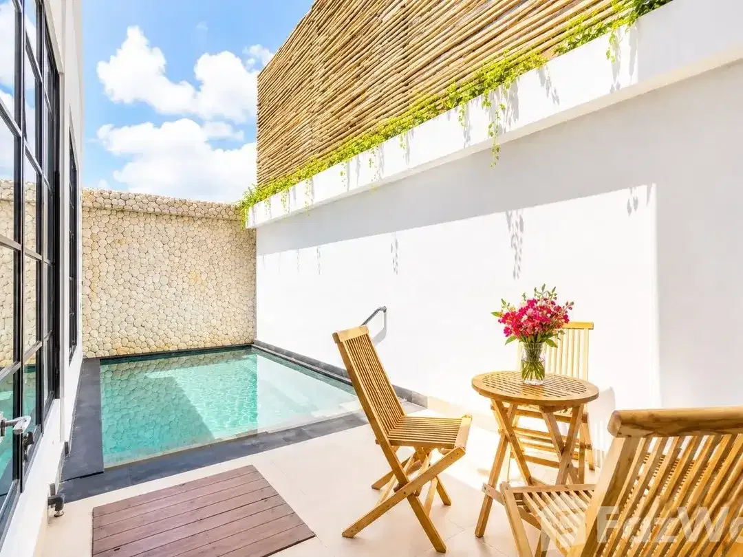 3 Bedroom Villa for sale in Legian, Bali - Image 3 of 10