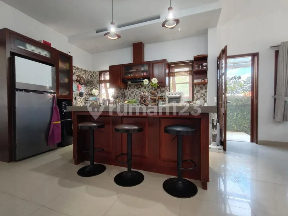 Rumah Bagus 4 Bedrooms No Pool - Image 3 of 4