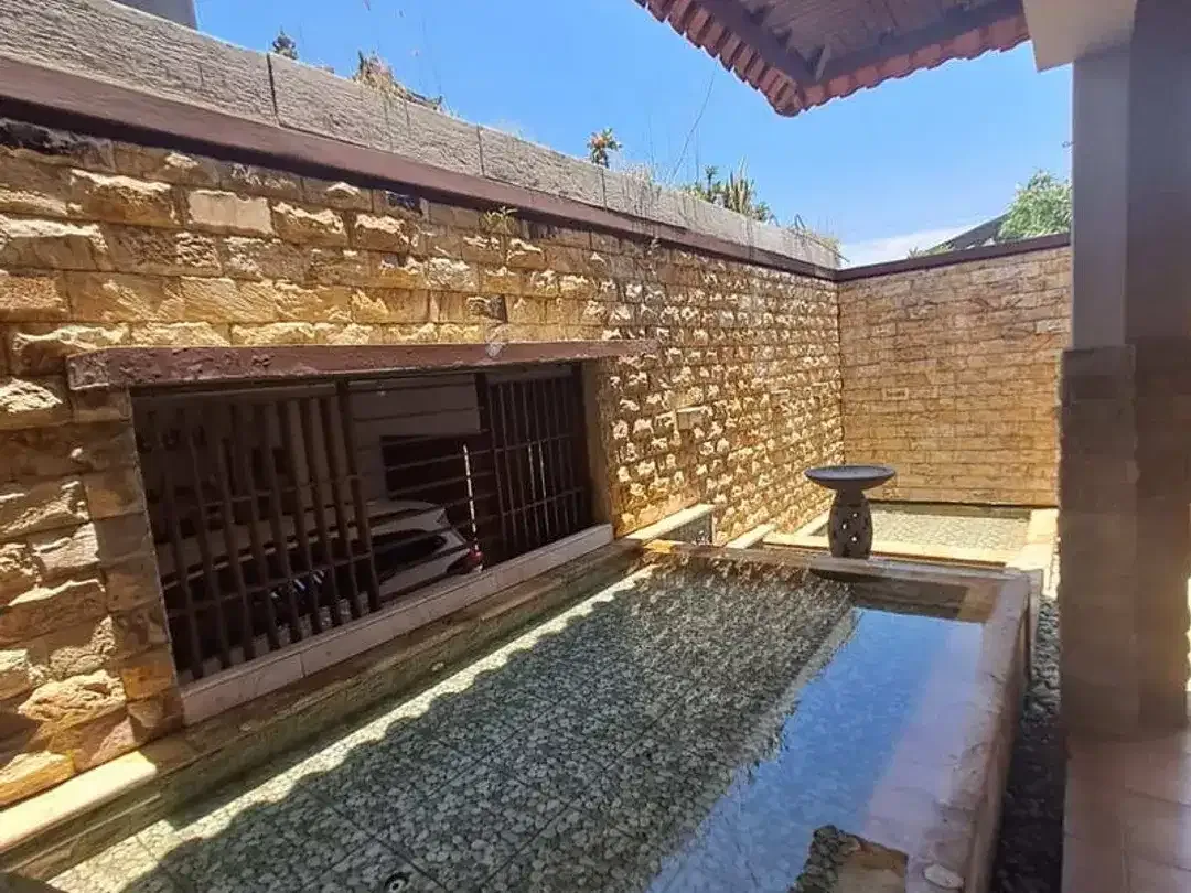 Tranquil Freehold Villa in Sanur with Spacious Living Areas and Pool - Image 2 of 10