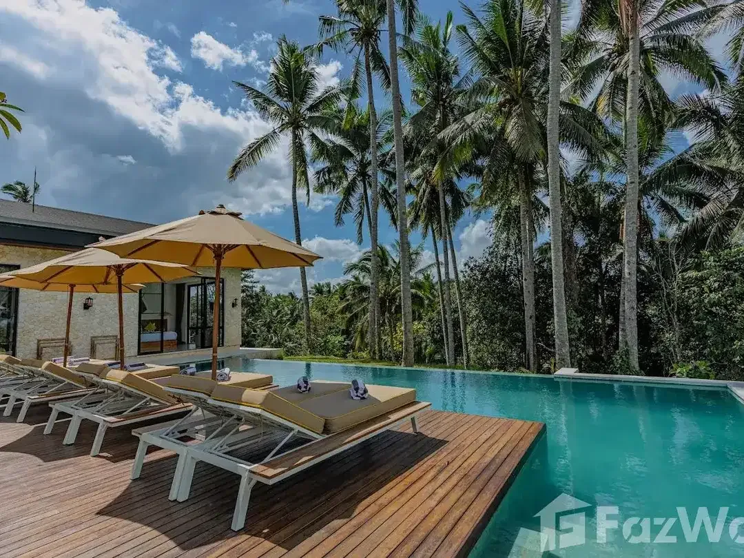 6 Bedroom Villa for sale in Tampak Siring, Bali - Image 5 of 10