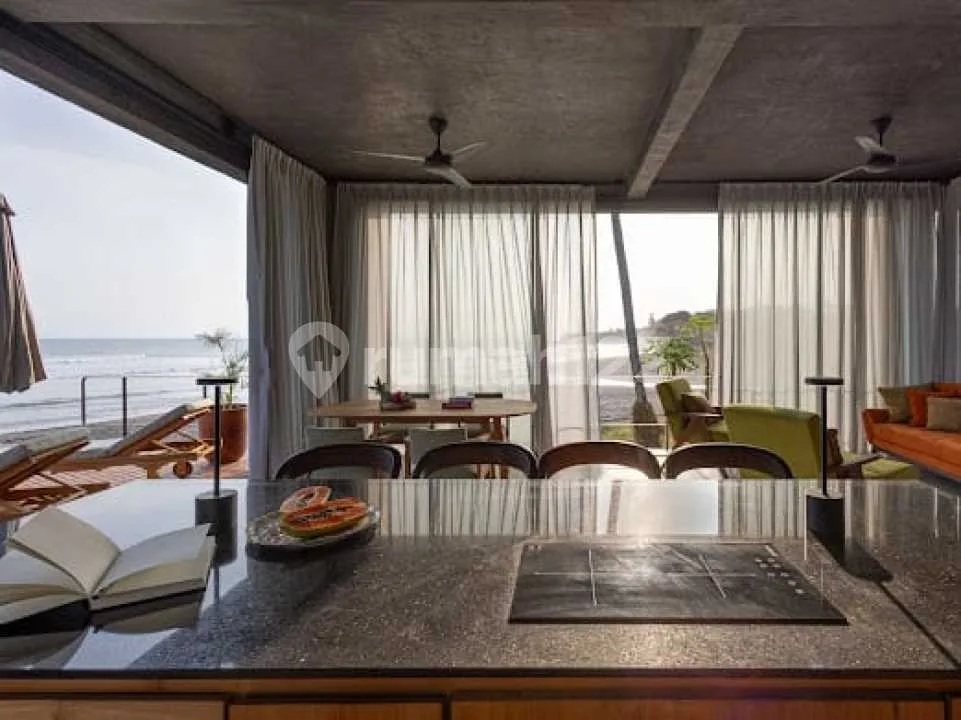 Update Price : Brand New !! For Sale 3 Bedrooms Beachfront Villa Location Lalanglinggah, Kec. Selemadeg Bar., Kabupaten Tabanan, Bali - Image 3 of 4