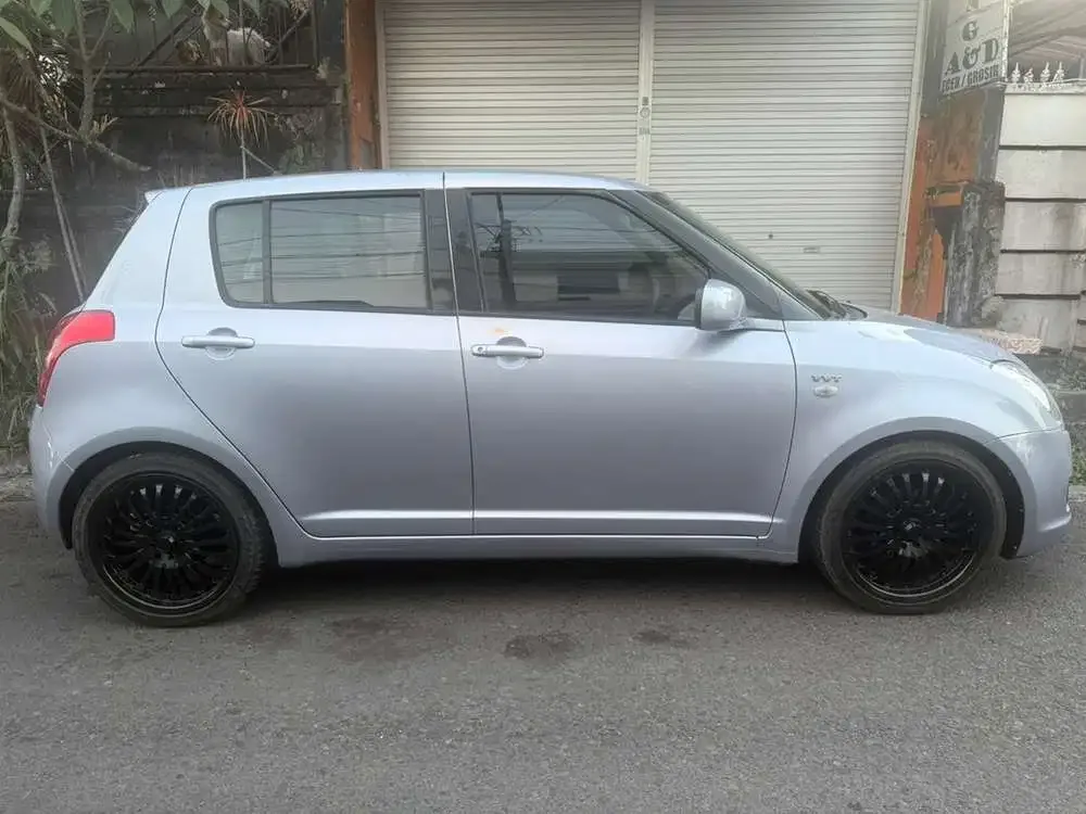 Suzuki Swift 2008 Bensin - Image 4 of 8