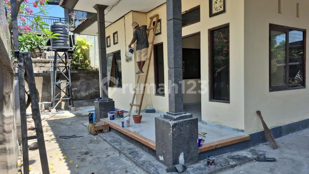Disewakan Rumah Tinggal 1 Lantai Tengah Kota Denpasar Selatan - Image 3 of 4