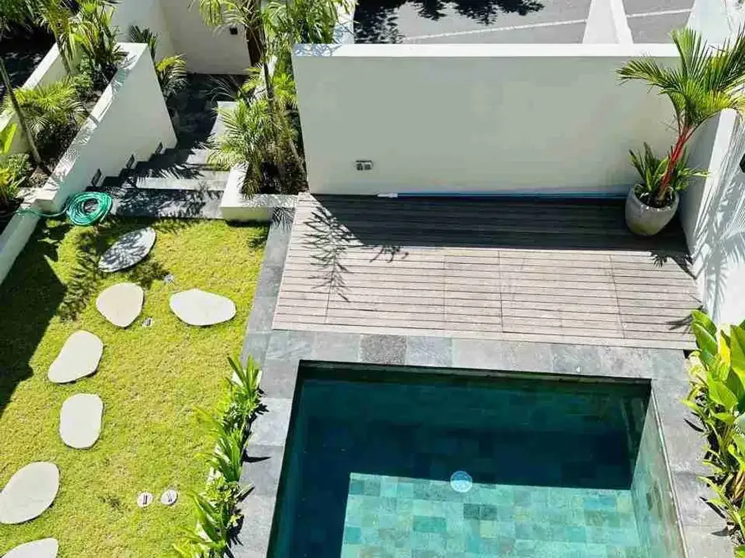 Exclusive Santorini Villa 3BR Area Ungasan Bali - Image 5 of 8