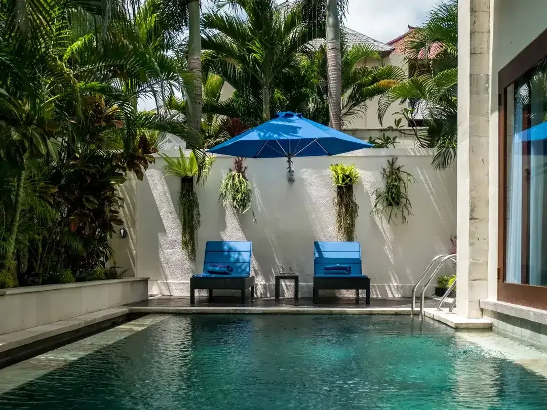 Freehold - Exquisite Tropical Retreat 2-Bedroom Villa in Prime Canggu Location - Image 1 of 10