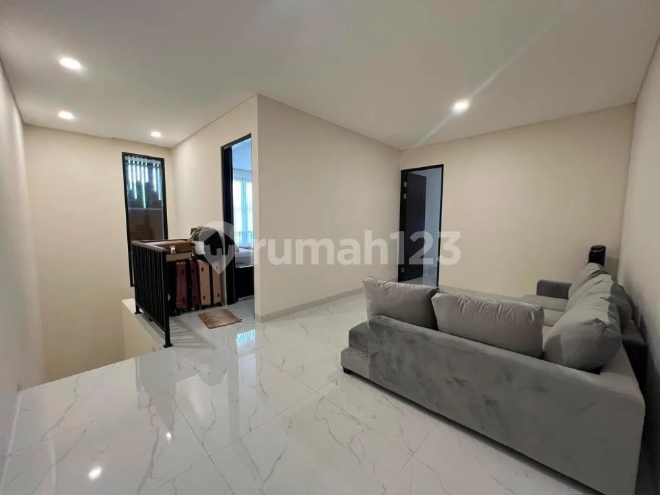 Disewakan Rumah One Gated Cantik dan Cozy di Denpasar Selatan 15 Menit ke Bandara - Image 3 of 4