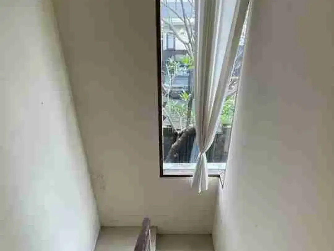 Jual Rumah 2lt Jl Saridana Padangsambian Denpasar Barat area Hunian Strategis.r - Image 4 of 6