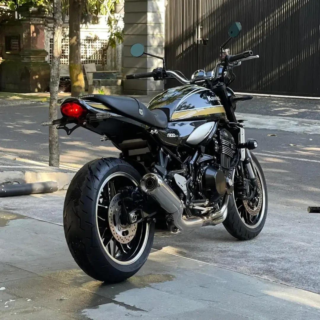Kawasaki Z900rs 2021 Diablo Black - Image 3 of 3