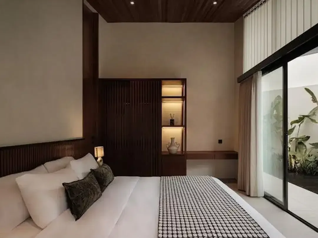 LONG LEASE VILLA IN SUKAWATI, PBG SLF COMPLETED - Image 4 of 10