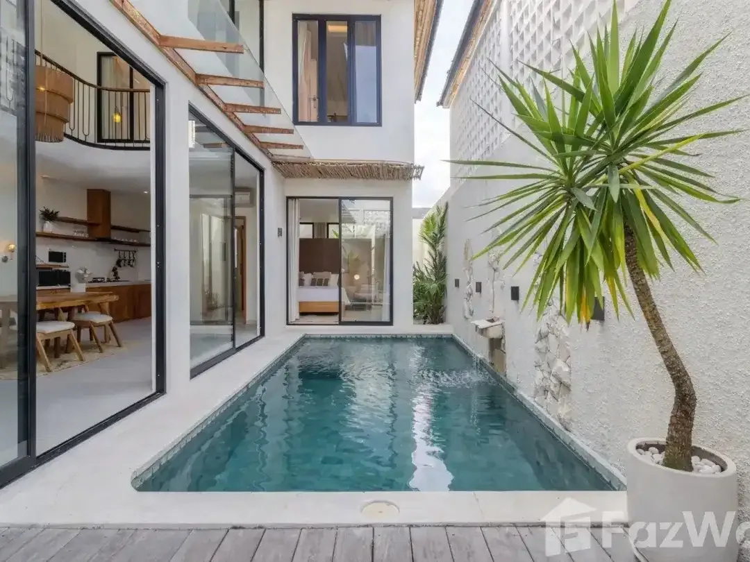 3 Bedroom Villa for sale in Seminyak, Bali - Image 1 of 10