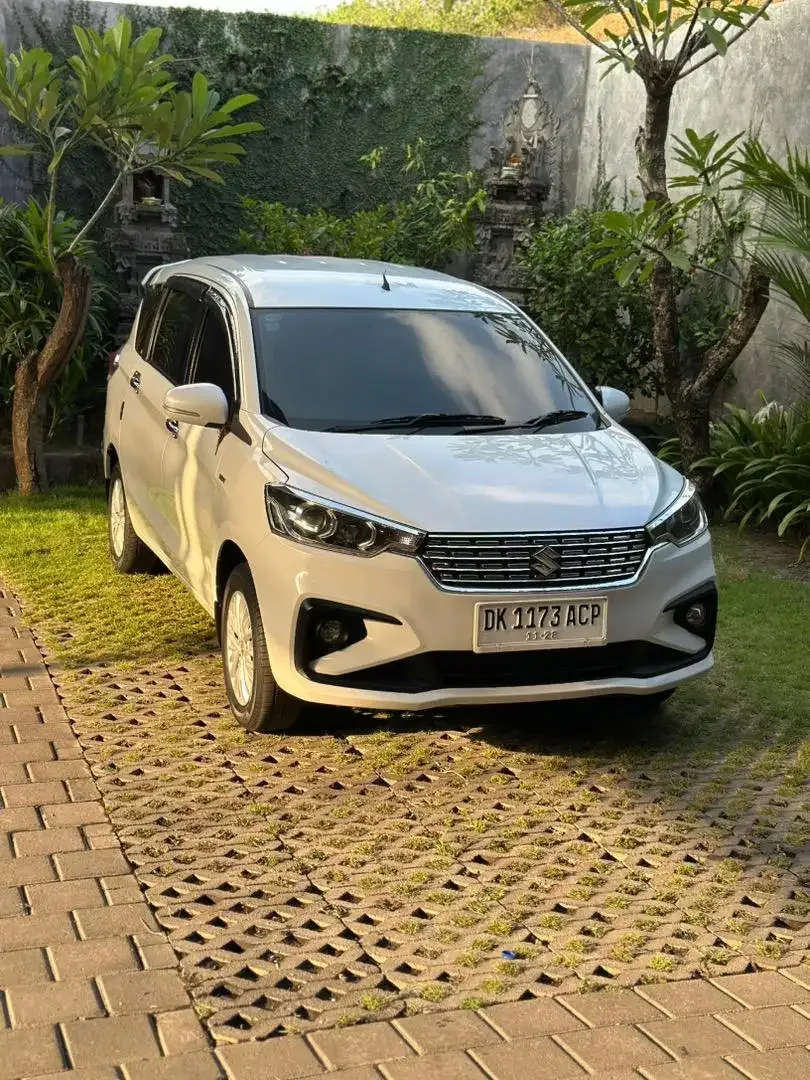 ERTIGA GX 2018 MATIC ASLI BALI LOW KM KSTIMEWA SIAP PAKAI - Image 1 of 10