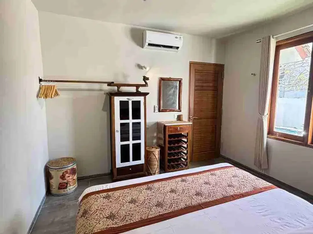Dijual Villa Full Furnished Modern Tropis - Image 5 of 7