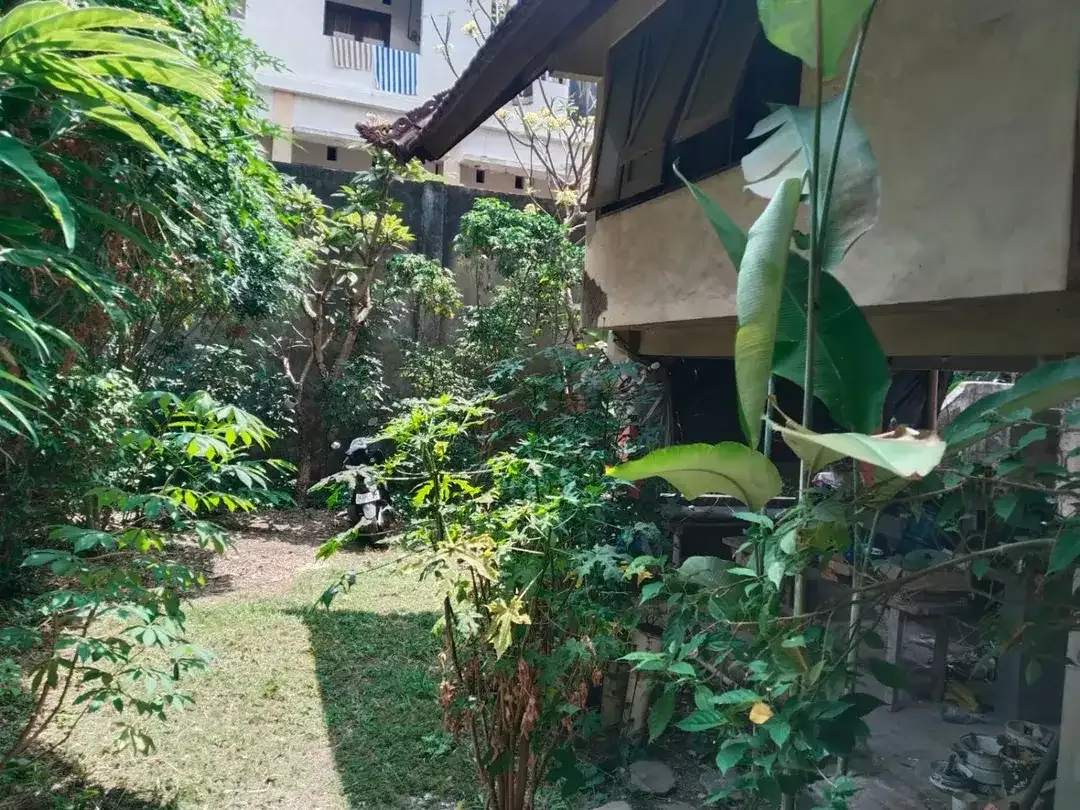 TANAH BONUS BANGUNAN UNFINISHING DI JL BUKIT SARI DENPASAR COCOK UNTUK KOS, GUDANG DLL - Image 9 of 10