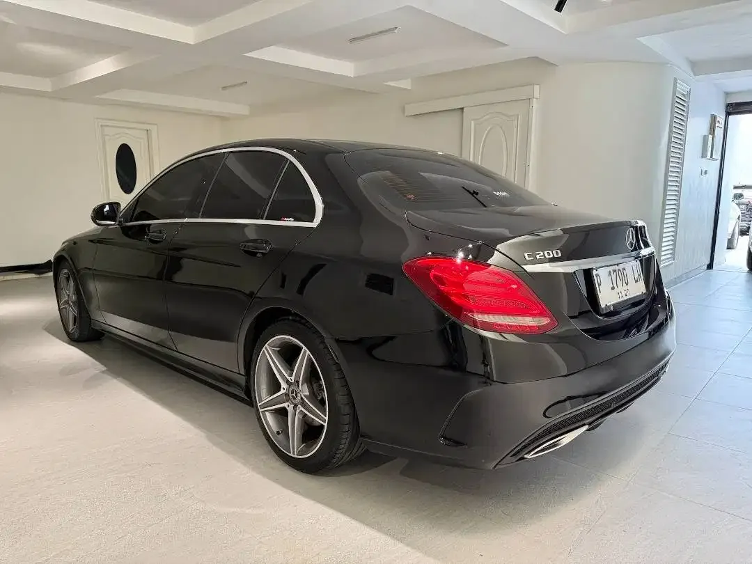 C200 AMG 2018 C200 AMG line 2018 C200 W205 C200 avantgarde mercy C200 - Image 5 of 10