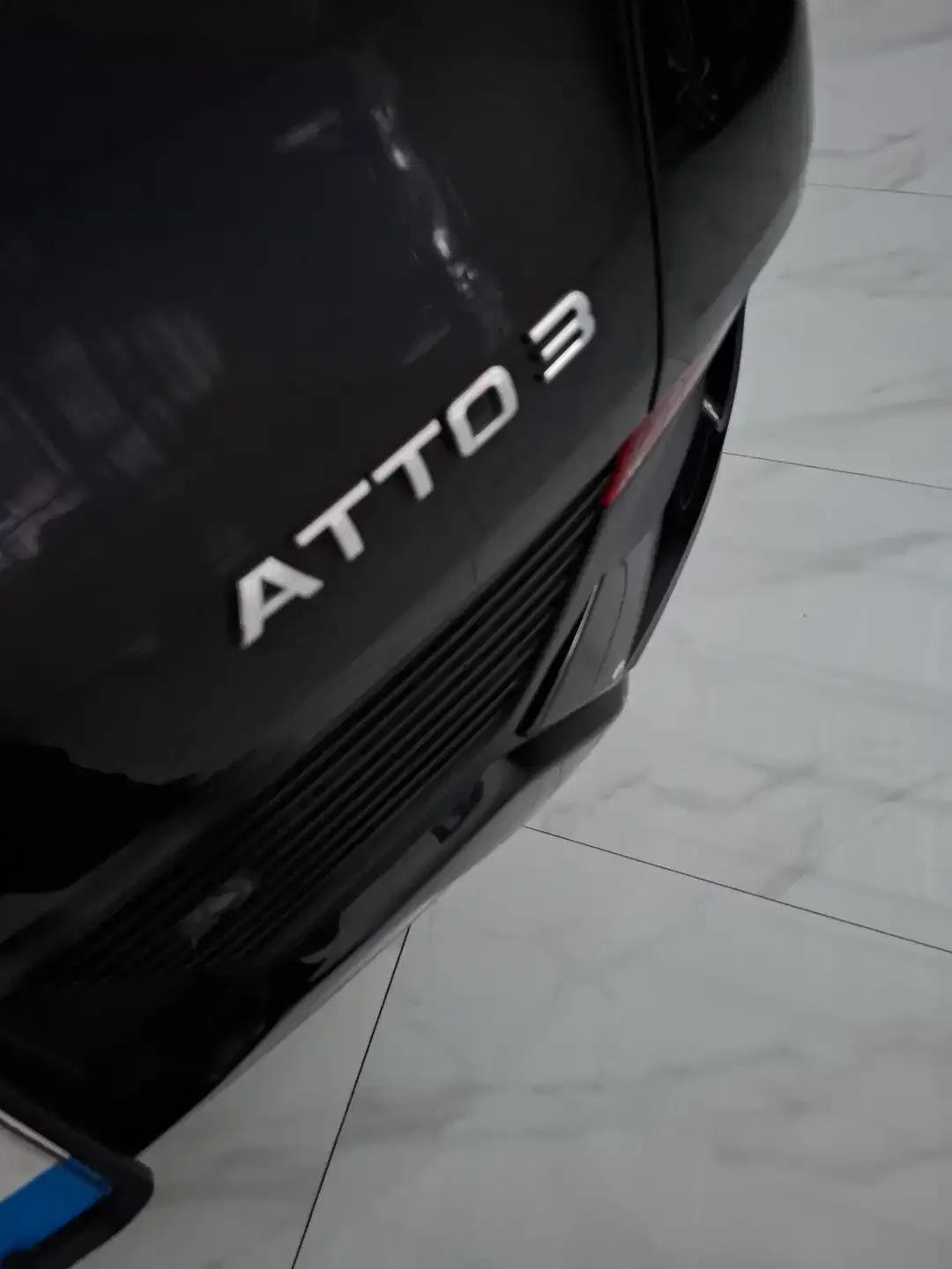 BYD atto 3 hitam - Image 6 of 8