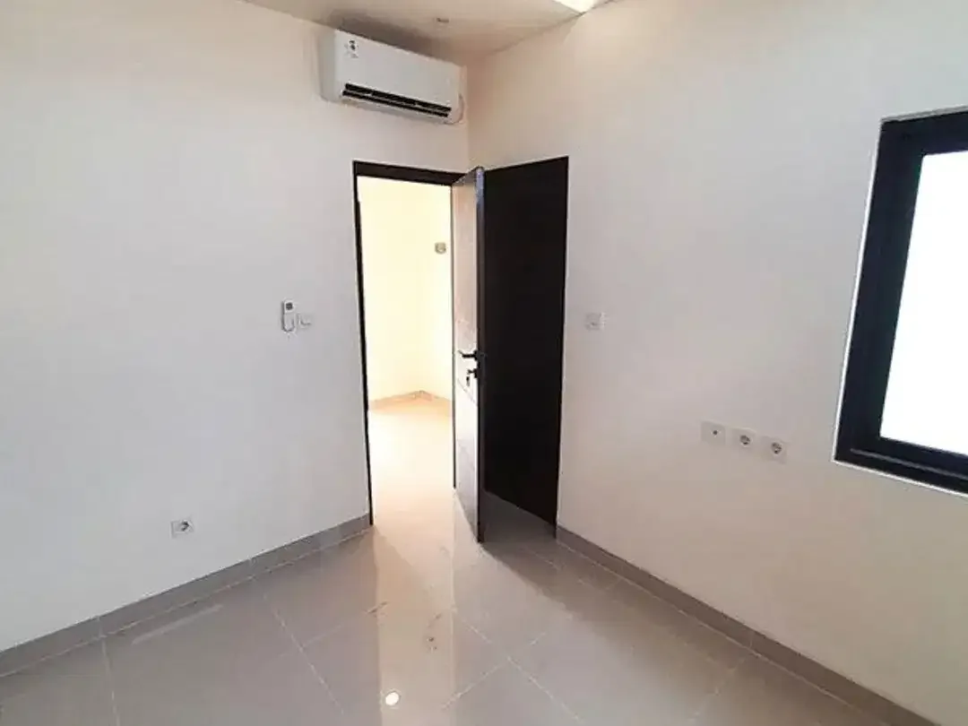 AMS-022.AND  Dijual 1 unit Modern Minimalis Townhouse Brand New Eksklusif di Padangsambian - Denpasar Barat - Image 4 of 10