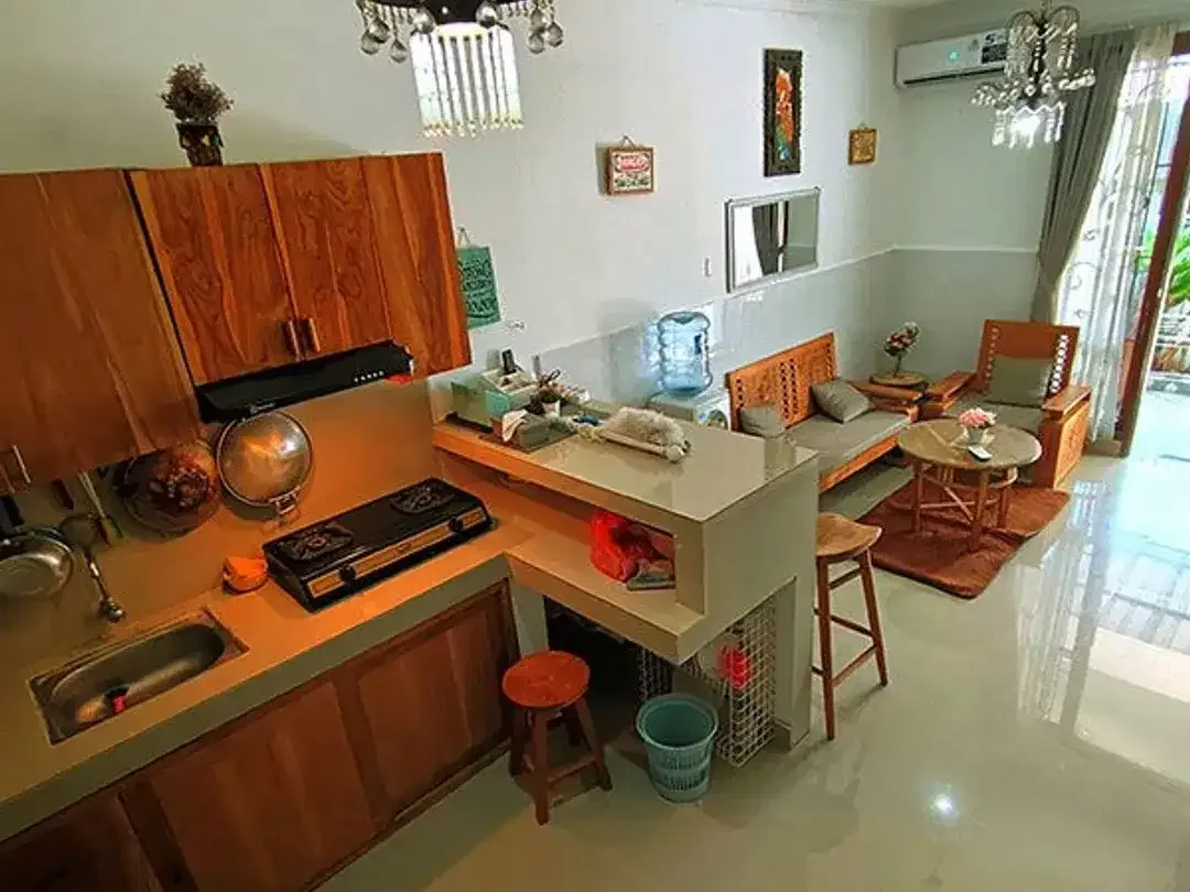 AMR-040.STP  Sewa Rumah 3BR Full Furnished di Residence Munggu Cepaka – Dekat Canggu - Image 6 of 10