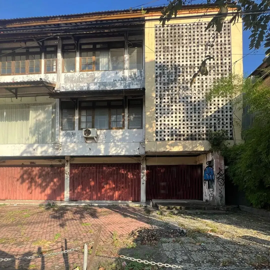 DIJUAL RUKO POSISI STRATEGIS DEPAN JALAN RAYA - Image 2 of 3