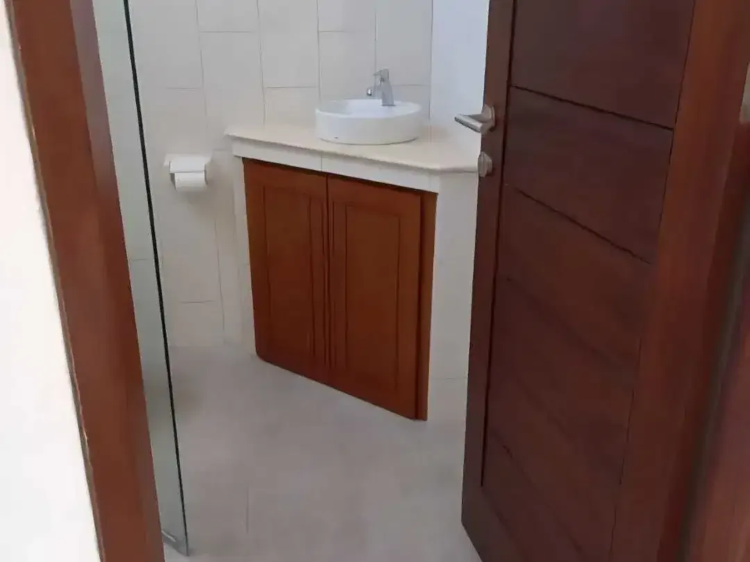 2 Bedroom House for sale in Berawa, Bali - Image 6 of 8