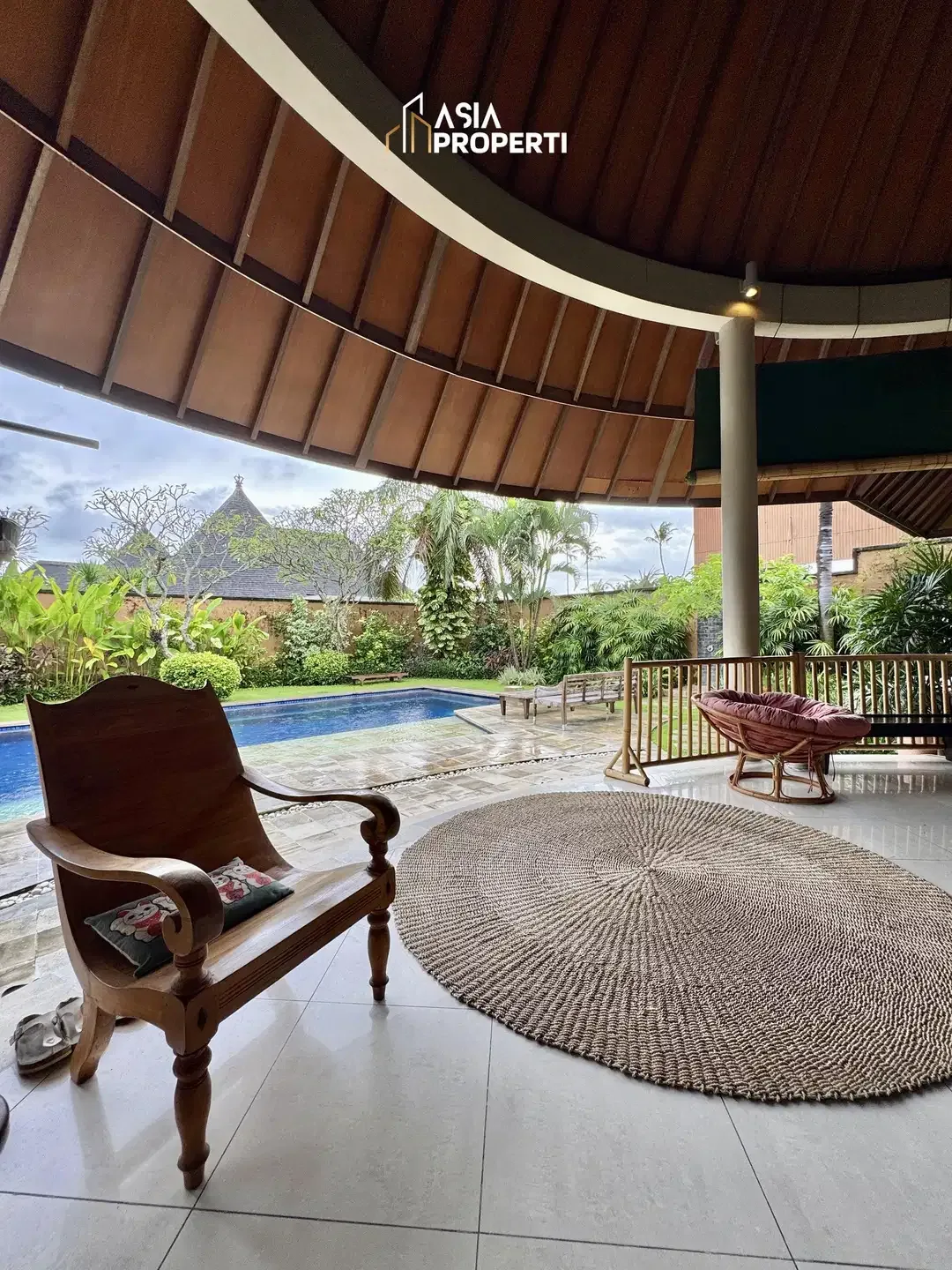 Dijual Villa Tropis Seminyak Bali – 3BR Ensuite, One Gate, Dekat W Hotel & Potato Head - Image 4 of 10