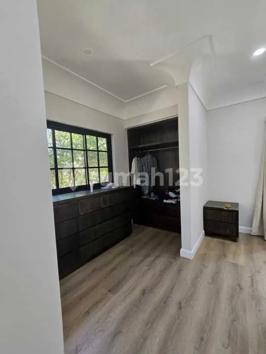 Villa Mewah 1200mÂ² Di Sanur, Dekat Pantaisewa Villajl.danau Poso - Denpasar - Image 4 of 4