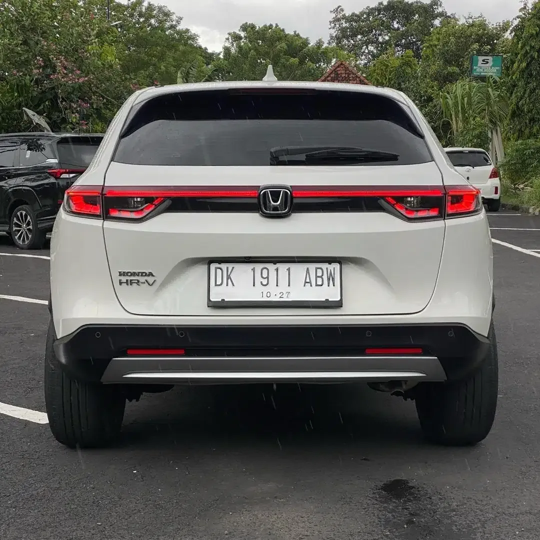 Honda HRV SE CVT 1.5 AT - 2022 - Image 5 of 9