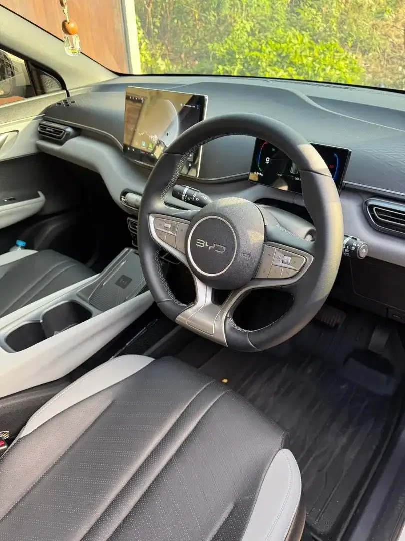 BYD ATTO 1 PREMIUM - Image 9 of 10