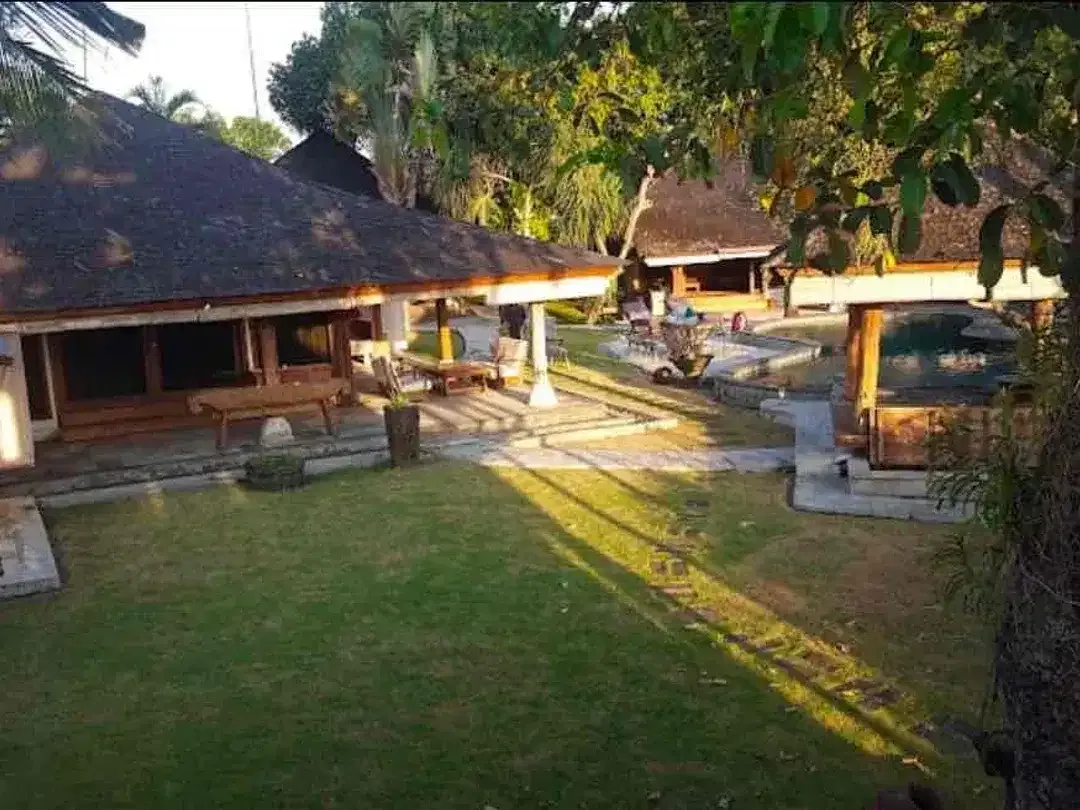 SALE 13 Are Hitung nilai tanahnya saja - Villa Near Batu Bolong Canggu - Image 4 of 9