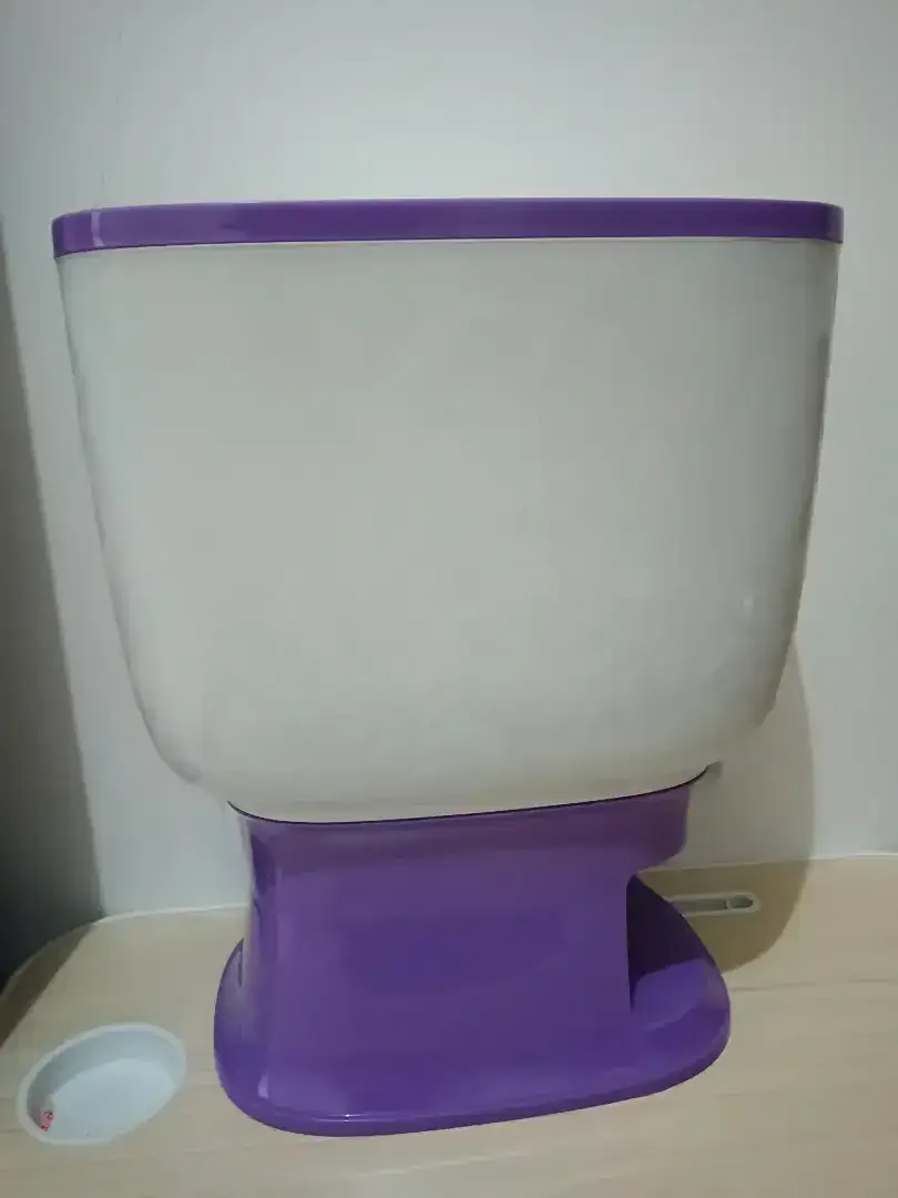 70rb Tempat Beras Dispenser 10kg+gelasukur Bhn Tebal Uk32x20x39cm BARU - Image 3 of 4