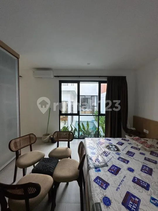 Disewakan Brand New Villa Modern Minimalis 2Br Fully Furnished di Kerobokan Bali H - Image 4 of 4