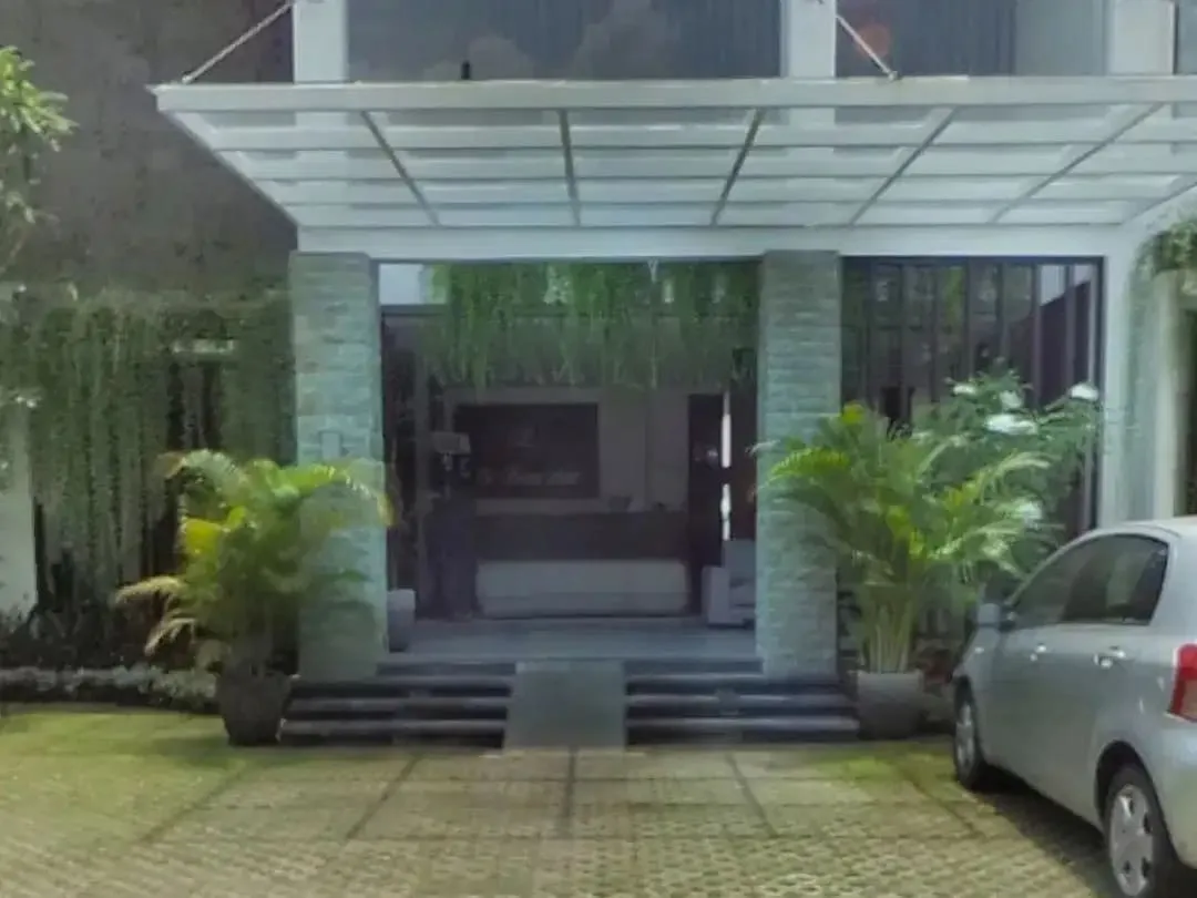 Hotel Bintang 4 Di Tuban Kuta Dekat Bandara Kuta Square Legian Seminyak - Image 2 of 10