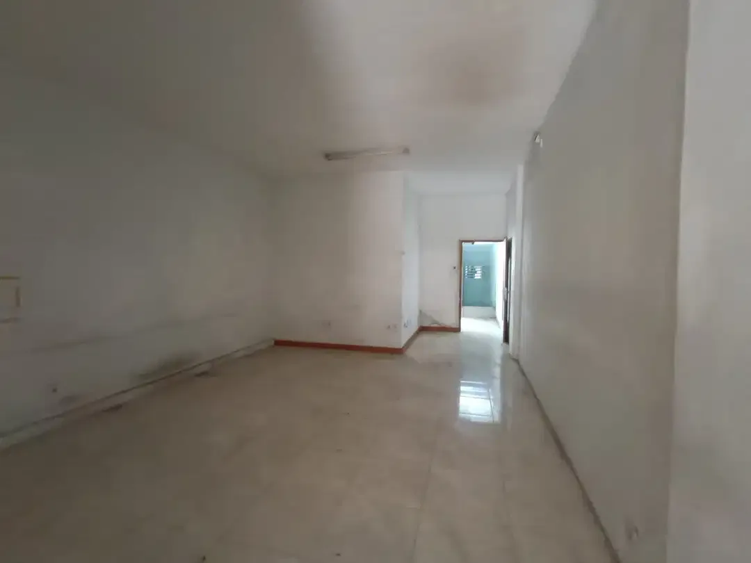 RUKO DIJUAL/DISEWAKAN – LOKASI STRATEGIS DI RENON, DENPASAR - Image 1 of 7