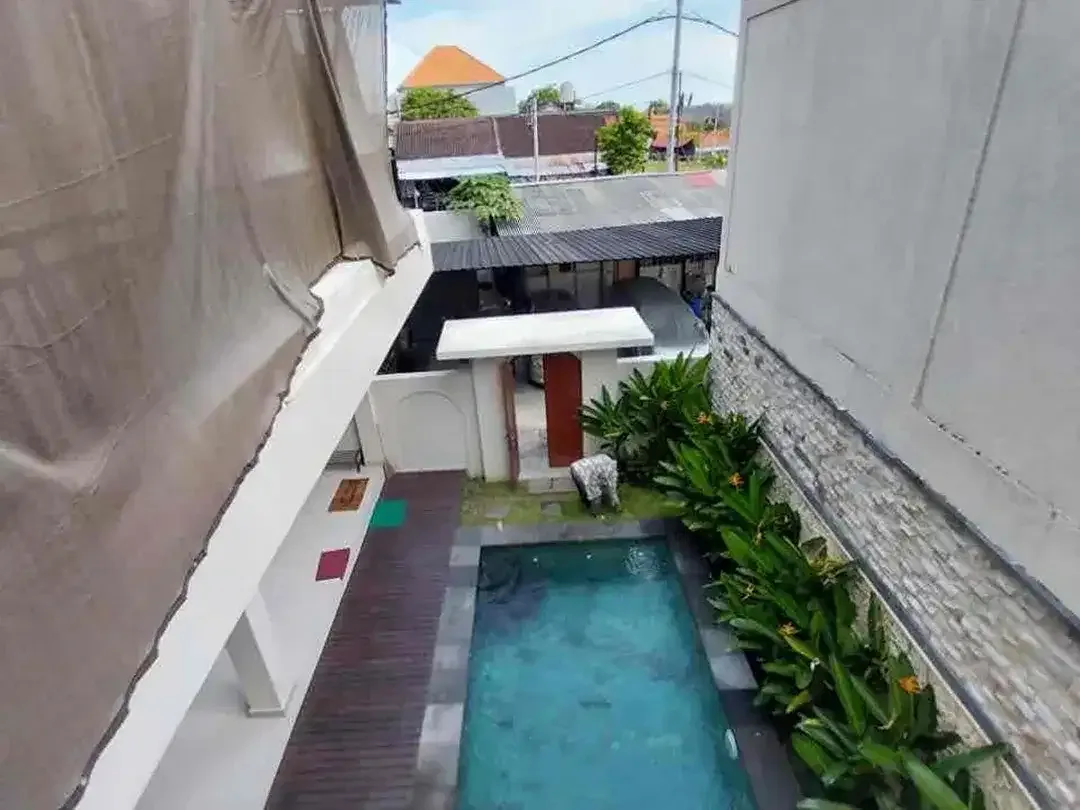 Disewakan villa fully furnished 3-bedroom villa tibubeneng canggu - Image 9 of 10